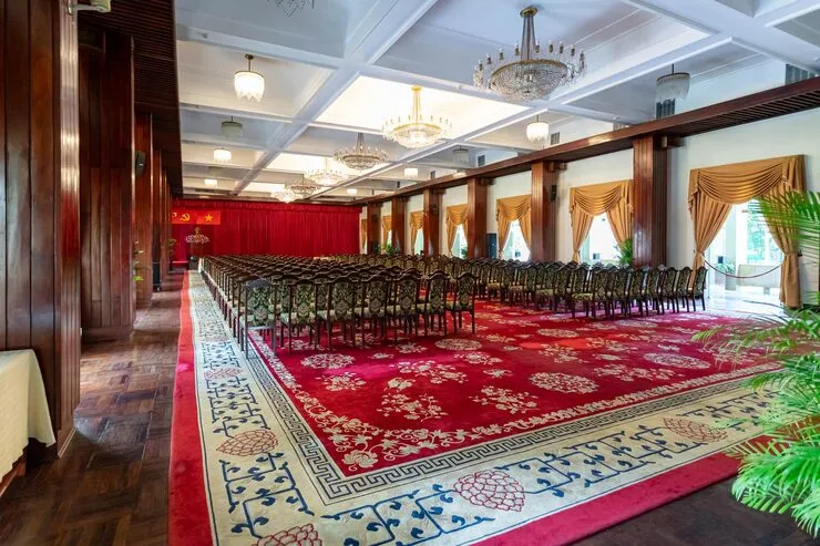 Banquet Hall Seating Arrangement